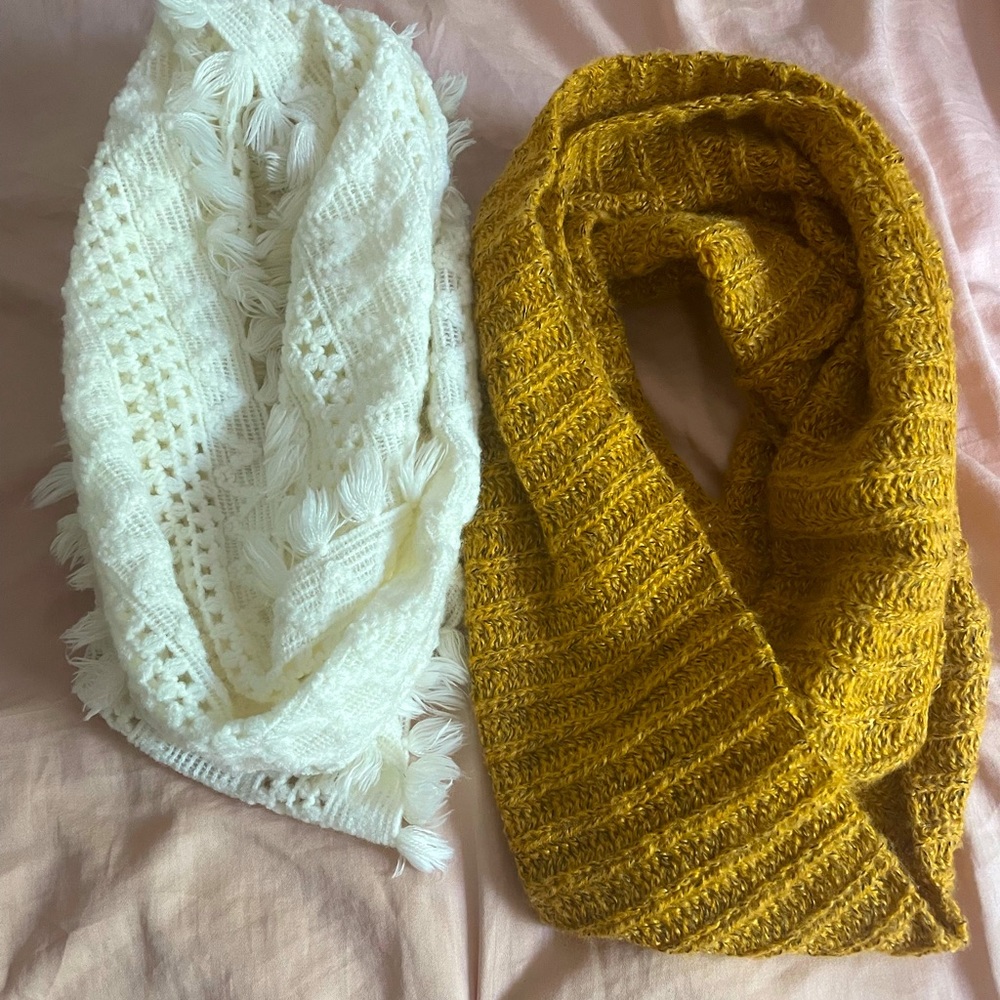 Infinity scarfs